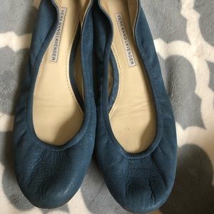 Vera wang lavender blue ballet leather heels 7.5